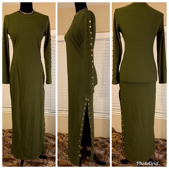 Sweater Dress - Picture 4 of 6